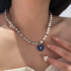 Fashion Heart Shape Glass Beaded Pendant Necklace 1 Piece